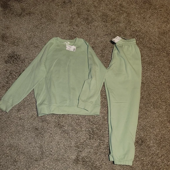 H&M Other Nwt Mint Green Sweatshirt And Sweatpants Set From Hm